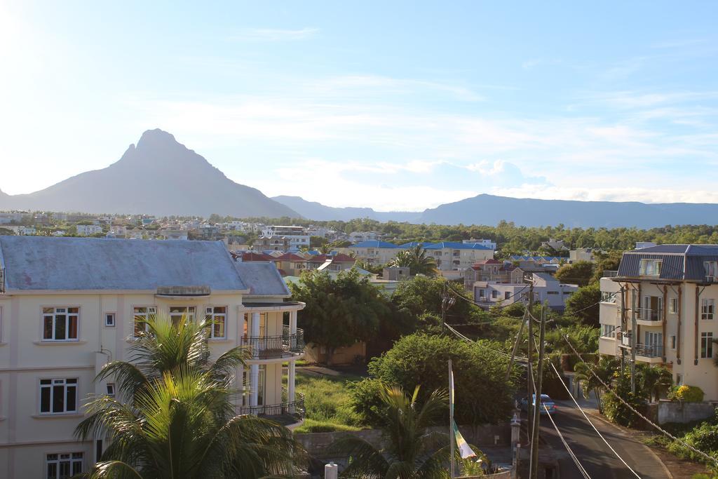 Flic En Flac Beach Penthouse Flic en Flac Exterior foto