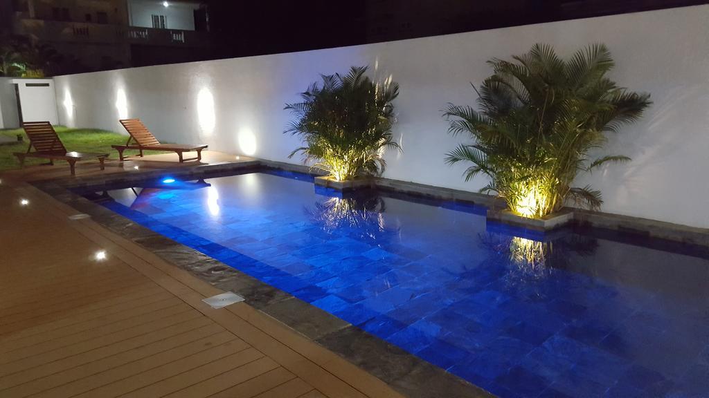 Flic En Flac Beach Penthouse Flic en Flac Exterior foto
